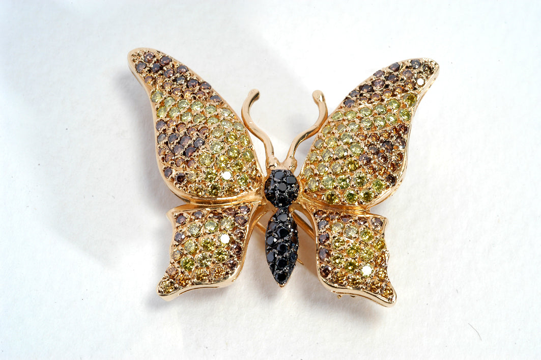 Brooch 18 Kt Yg & Diam. Br.Tr.Yellow 1.39ct,Diam.Br.Tr.Cognac,1.17ct,Diam.Br.Tr.Black 0.25ct