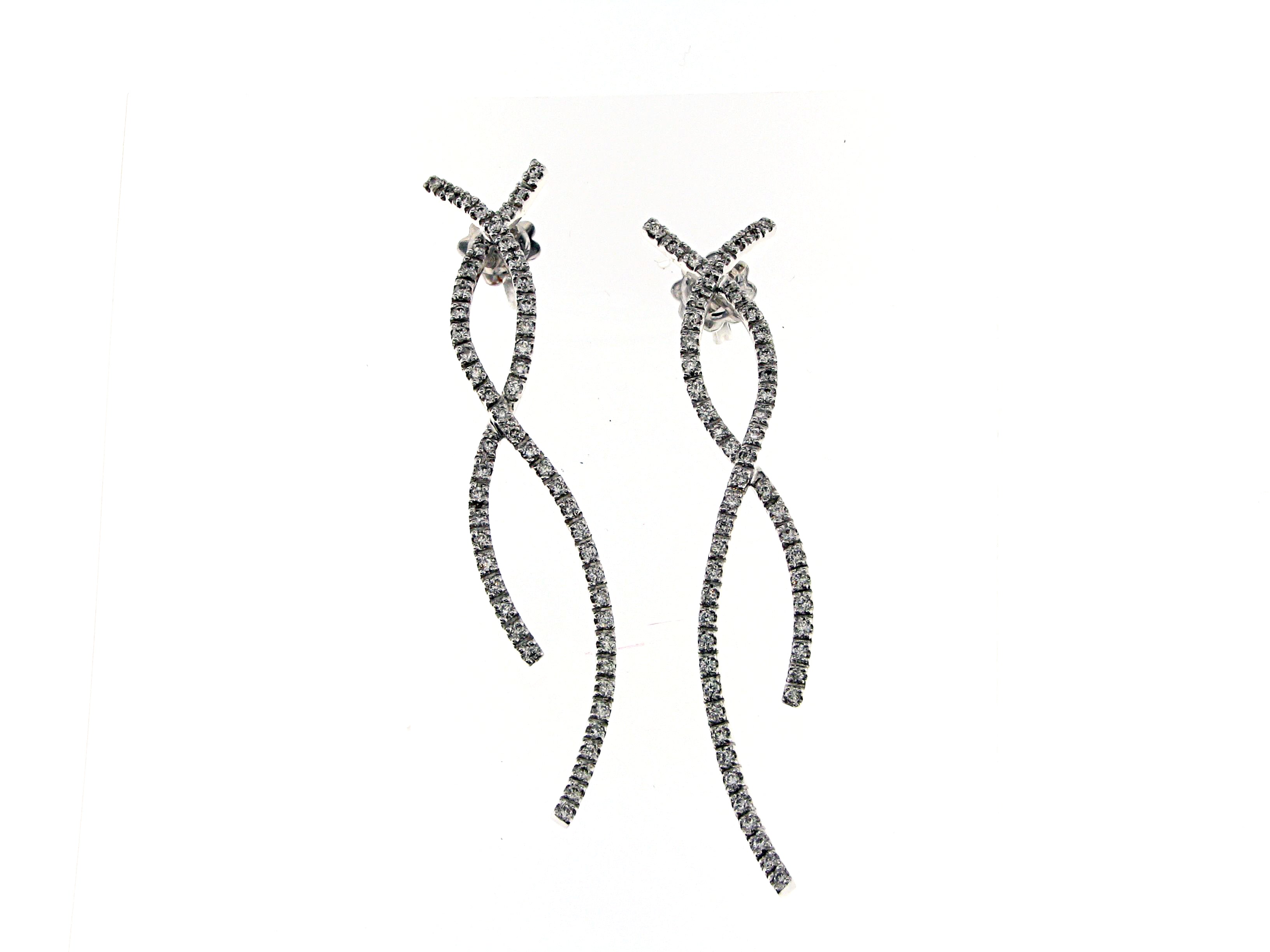 Earrings 18kt Wg,Diam.Br.HI/VS-Si  0,009ct x 108d: 0,93ct