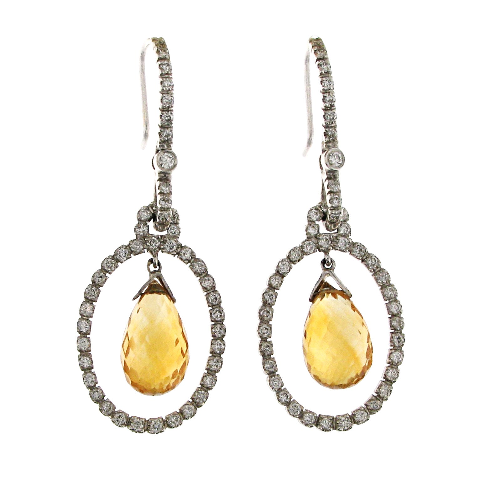Earrings 18kt Wg,Citrine & Diam.Br.HI/VS-Si,,0.02ct x 58d, 0.015ct x 30d, 0.035ct x 2d