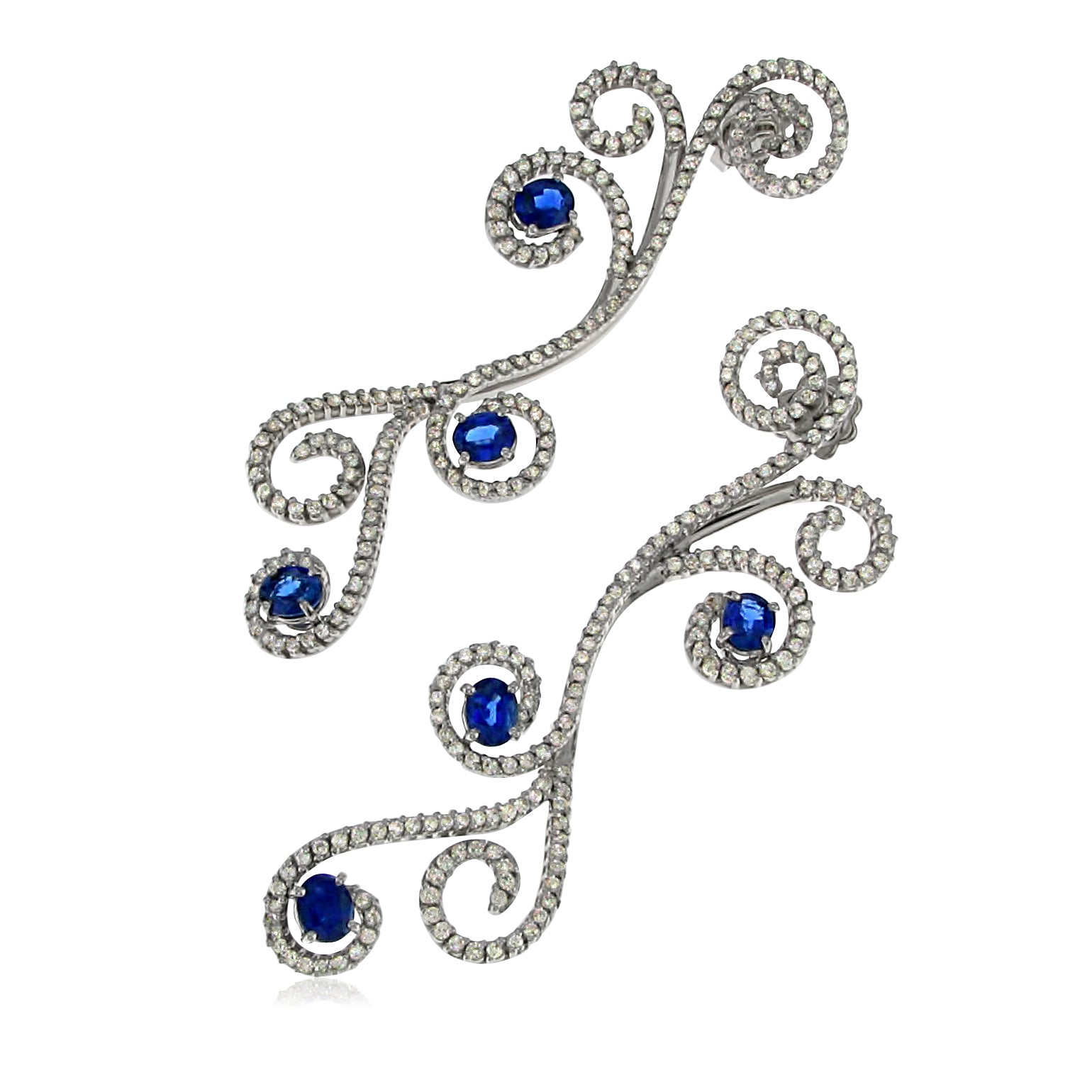Earrings 18Kt Wg,Blue Sapphires 2.91cts & Diam.Br.GH/VVS 2,53ct